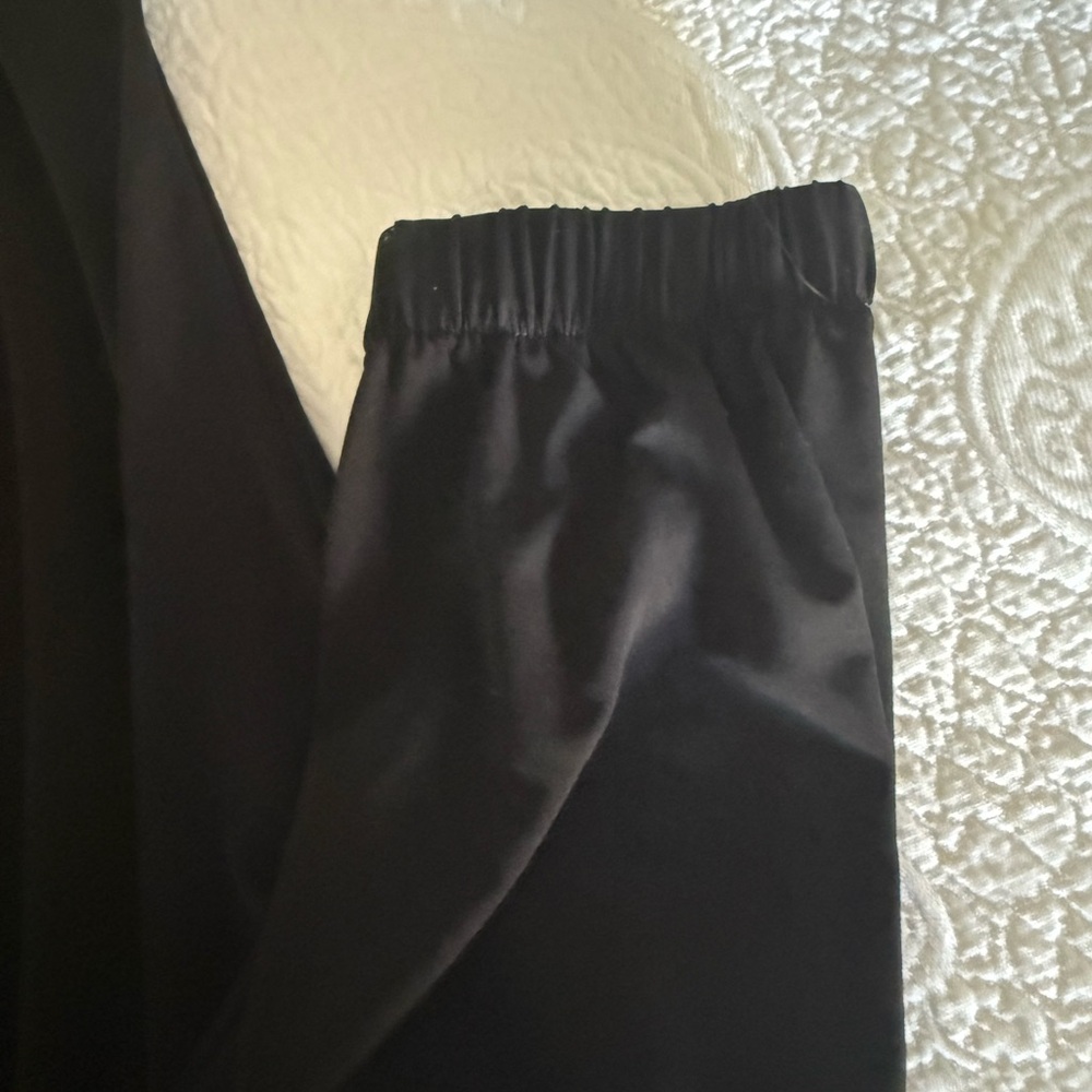 Elegant Black Women's Pants - Picture 8 of 15